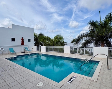 335 Se 6th Avenue - Photo Thumbnail 29