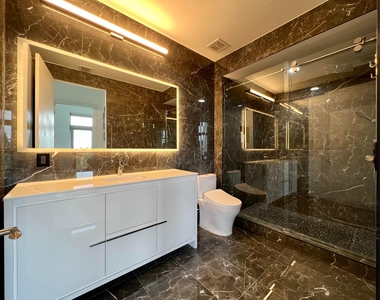 335 Se 6th Avenue - Photo Thumbnail 24