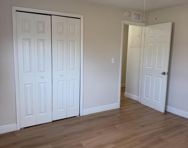 2727 Se Normand Street - Photo Thumbnail 7