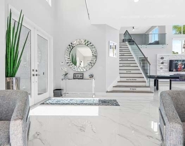11836 Osprey Point Circle - Photo Thumbnail 2