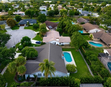 3048 Nw 27th Terrace - Photo Thumbnail 54