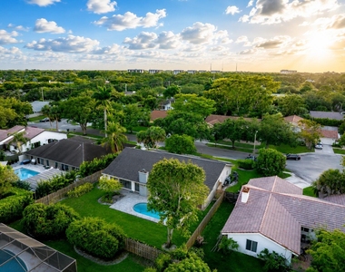 3048 Nw 27th Terrace - Photo Thumbnail 6