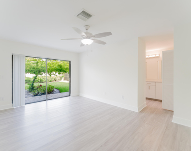 3048 Nw 27th Terrace - Photo Thumbnail 35