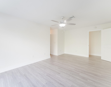 3048 Nw 27th Terrace - Photo Thumbnail 37