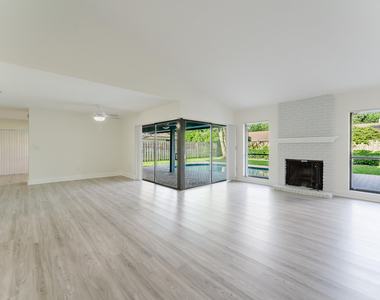3048 Nw 27th Terrace - Photo Thumbnail 9
