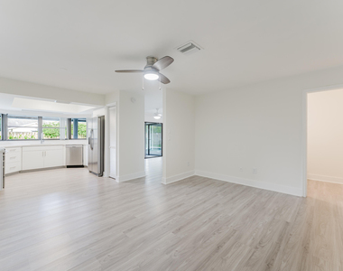 3048 Nw 27th Terrace - Photo Thumbnail 25