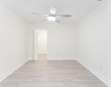 3048 Nw 27th Terrace - Photo Thumbnail 47