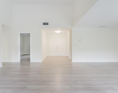 3048 Nw 27th Terrace - Photo Thumbnail 12
