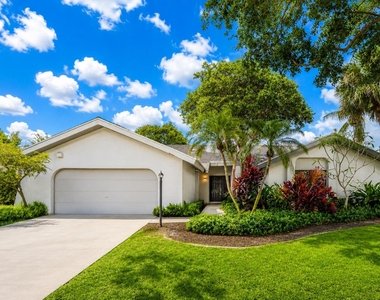 3048 Nw 27th Terrace - Photo Thumbnail 2