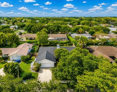 3048 Nw 27th Terrace - Photo Thumbnail 7