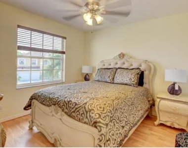 10885 La Salinas Circle - Photo Thumbnail 18