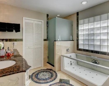 10885 La Salinas Circle - Photo Thumbnail 21