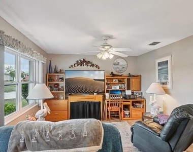 13504 Tangelo Street - Photo Thumbnail 4