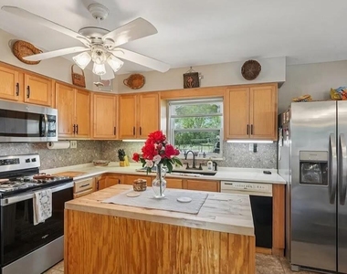 13504 Tangelo Street - Photo Thumbnail 9