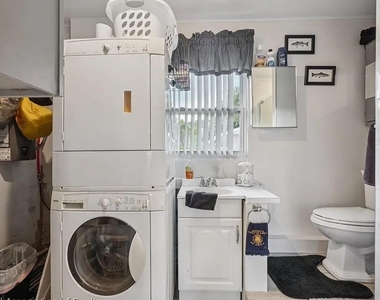 13504 Tangelo Street - Photo Thumbnail 8
