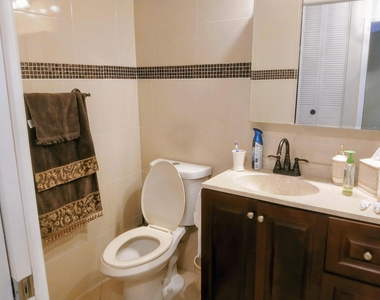 2638 Gately Drive E - Photo Thumbnail 16