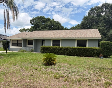 4612 Boabadilla Avenue - Photo Thumbnail 2