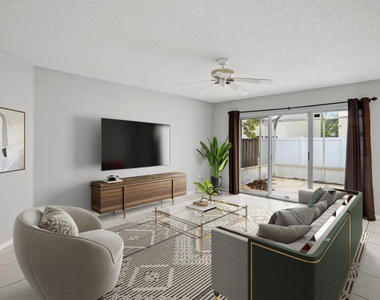 3178 Nw 72nd Avenue - Photo Thumbnail 4