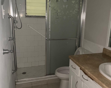 1150 E Sample Road - Photo Thumbnail 5