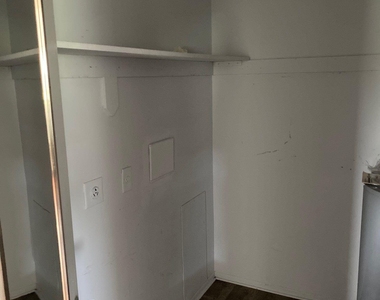 1450 E Sample Road - Photo Thumbnail 5