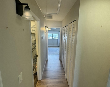 9427 S Ocean Drive - Photo Thumbnail 13