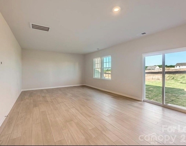 6337 Fairfax Court - Photo Thumbnail 3