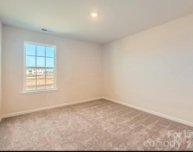 6337 Fairfax Court - Photo Thumbnail 19
