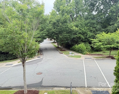 421 Spring Street - Photo Thumbnail 22