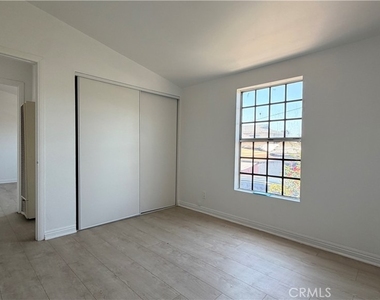 4769 Dozier Street - Photo Thumbnail 4