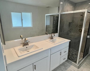 1148 Colina Vista - Photo Thumbnail 18