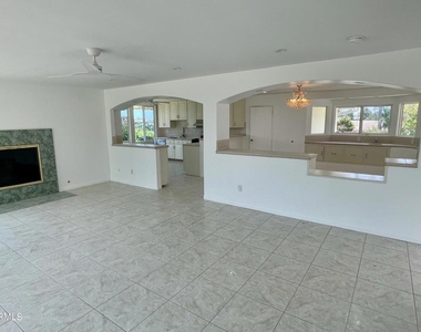 1148 Colina Vista - Photo Thumbnail 10