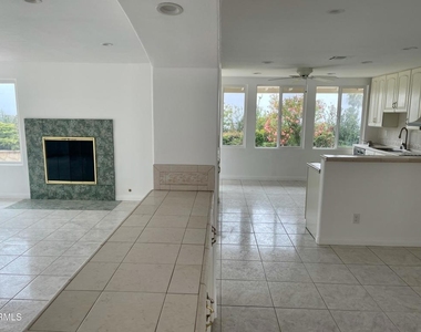 1148 Colina Vista - Photo Thumbnail 8