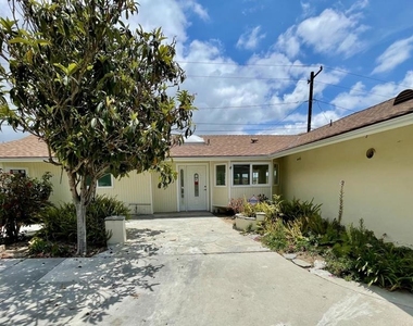 1148 Colina Vista - Photo Thumbnail 1