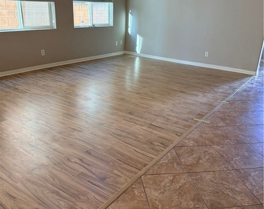 7771 Stonegate - Photo Thumbnail 11