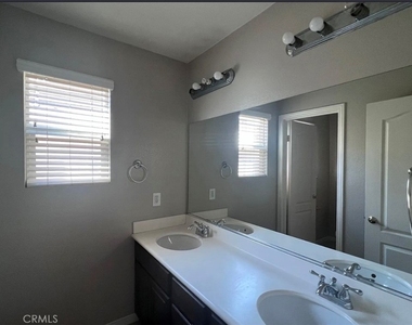7771 Stonegate - Photo Thumbnail 5