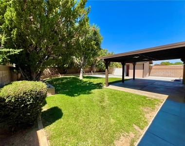 759 E Avenue J6 - Photo Thumbnail 39