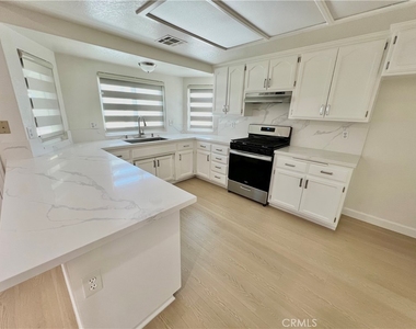 759 E Avenue J6 - Photo Thumbnail 12
