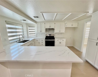 759 E Avenue J6 - Photo Thumbnail 13