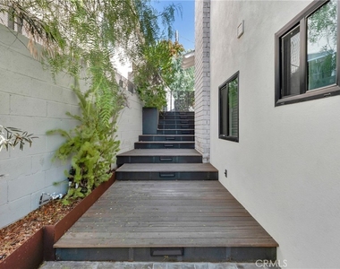 7841 W 83rd - Photo Thumbnail 6
