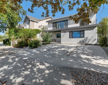 7841 W 83rd - Photo Thumbnail 1