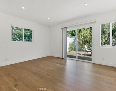 7841 W 83rd - Photo Thumbnail 39