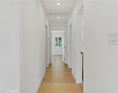 7841 W 83rd - Photo Thumbnail 31