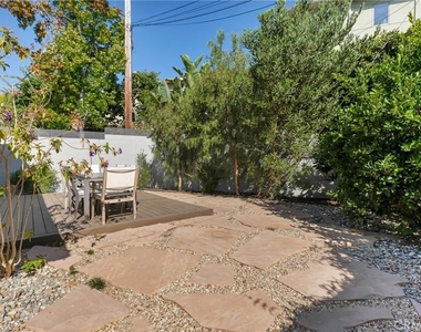 7841 W 83rd - Photo Thumbnail 46