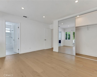 7841 W 83rd - Photo Thumbnail 40