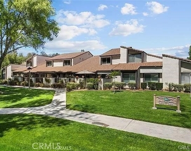 24644 Golfview Drive - Photo Thumbnail 1