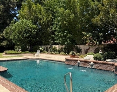 22231 Romar Street - Photo Thumbnail 5