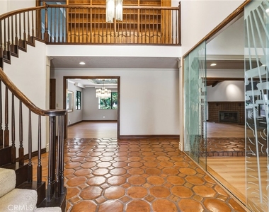 22231 Romar Street - Photo Thumbnail 16