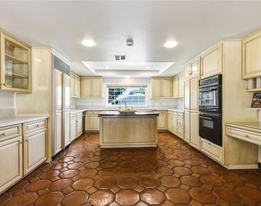 22231 Romar Street - Photo Thumbnail 23