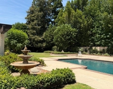 22231 Romar Street - Photo Thumbnail 6