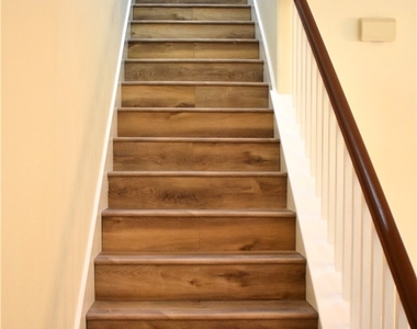 28492 Herrera Street - Photo Thumbnail 10